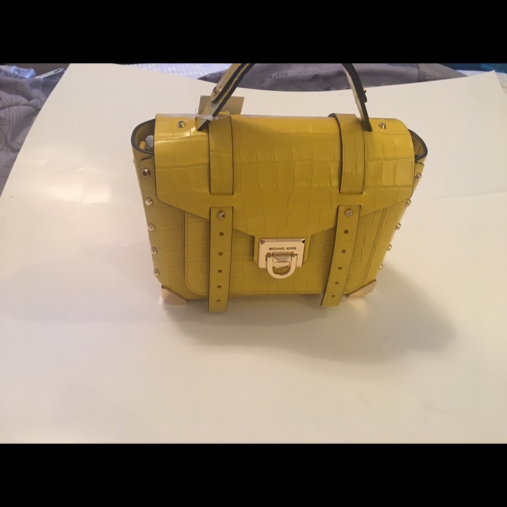 Shoulder bag